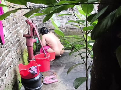 aunty redtube discern